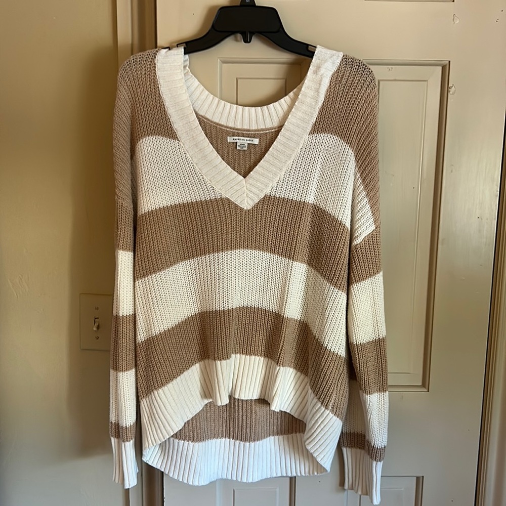 American eagle sweater